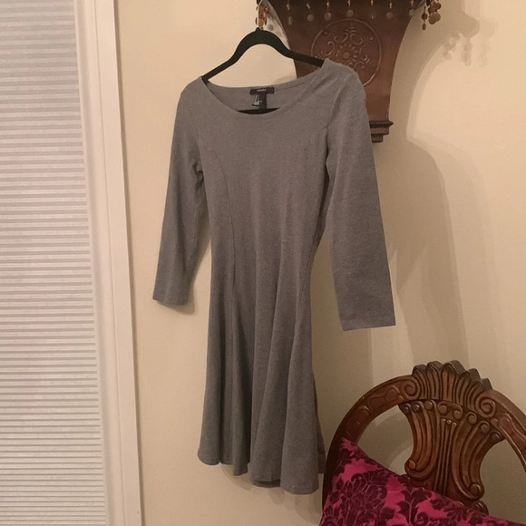 FOREVER 21/WOMENS SCOOP NECK 3/4 SLEEVE GRAY KNIT DRESS/SMALL - Picture 2 of 8